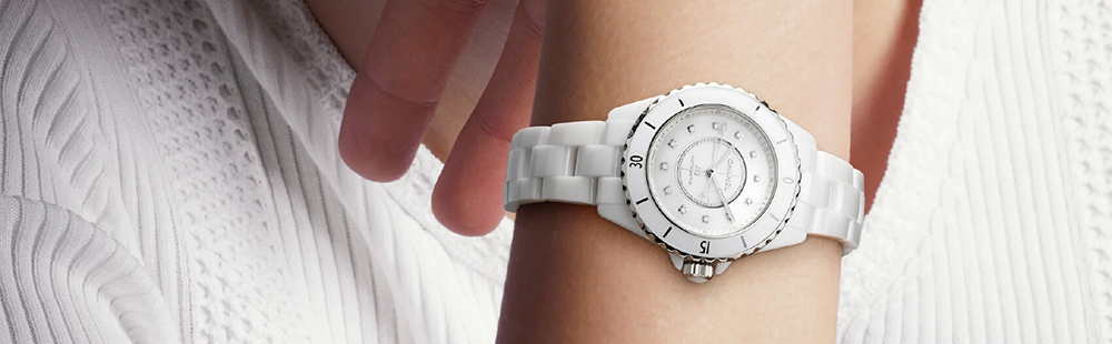 画像:透きとおる光とともに、夏が始まる　J12