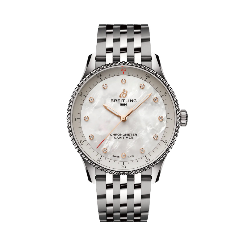 画像：NAVITIMER 32